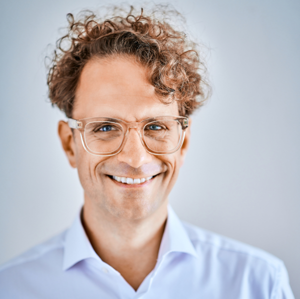 Porträt Dr. Markus Bücheler